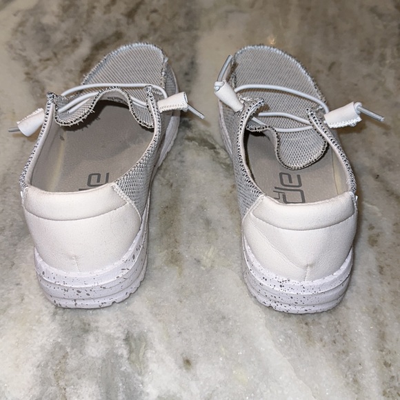 Women’s Hey Dude Wendy Sox- Size 6 - Picture 4 of 5